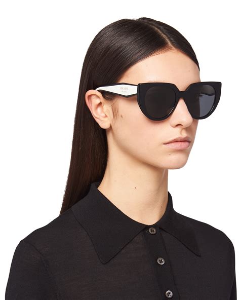 prada brillengestell damen|Prada sonnenbrille.